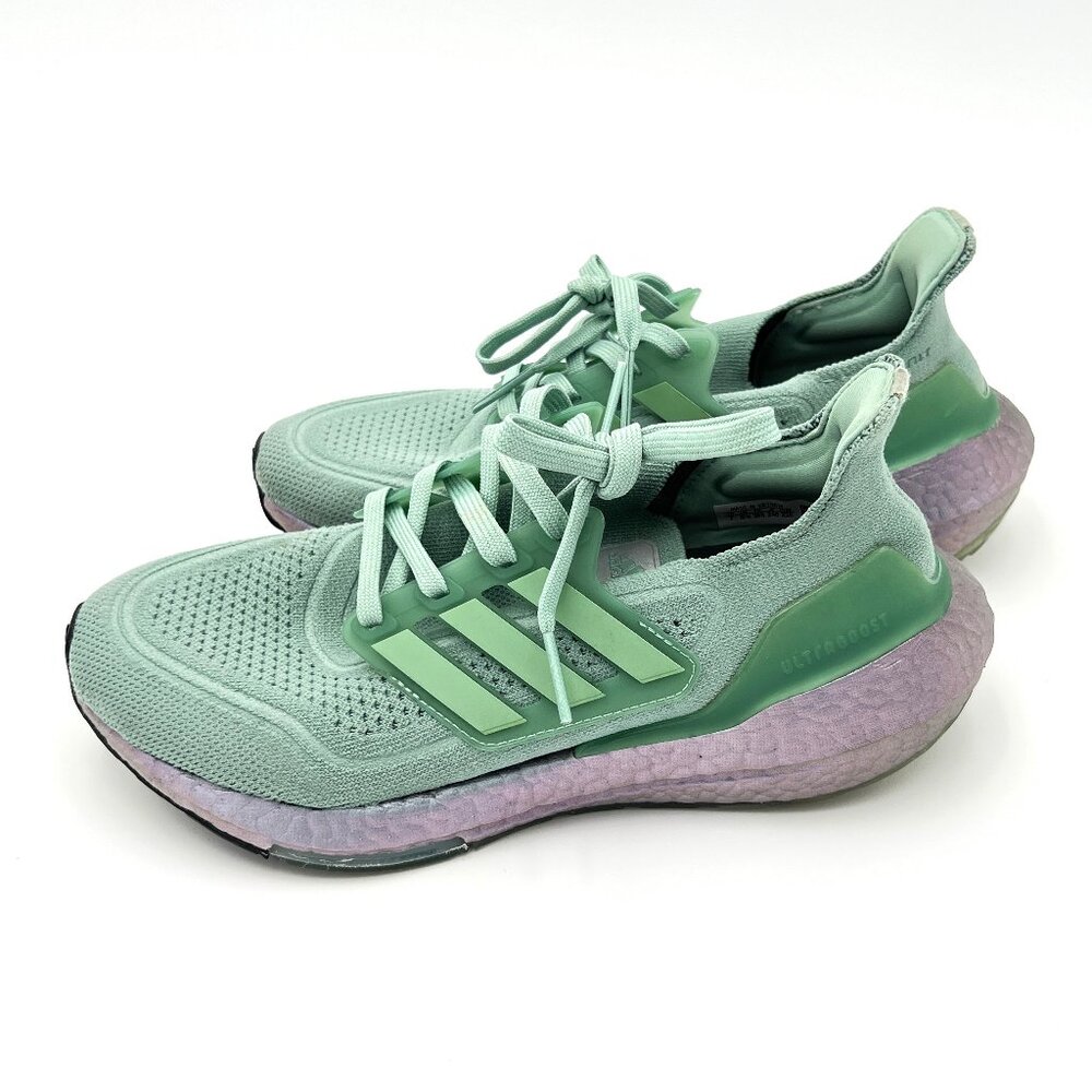 Adidas UltraBoost 21 Womens Size 7 Hazy Green Running Sneakers Shoes FY0408